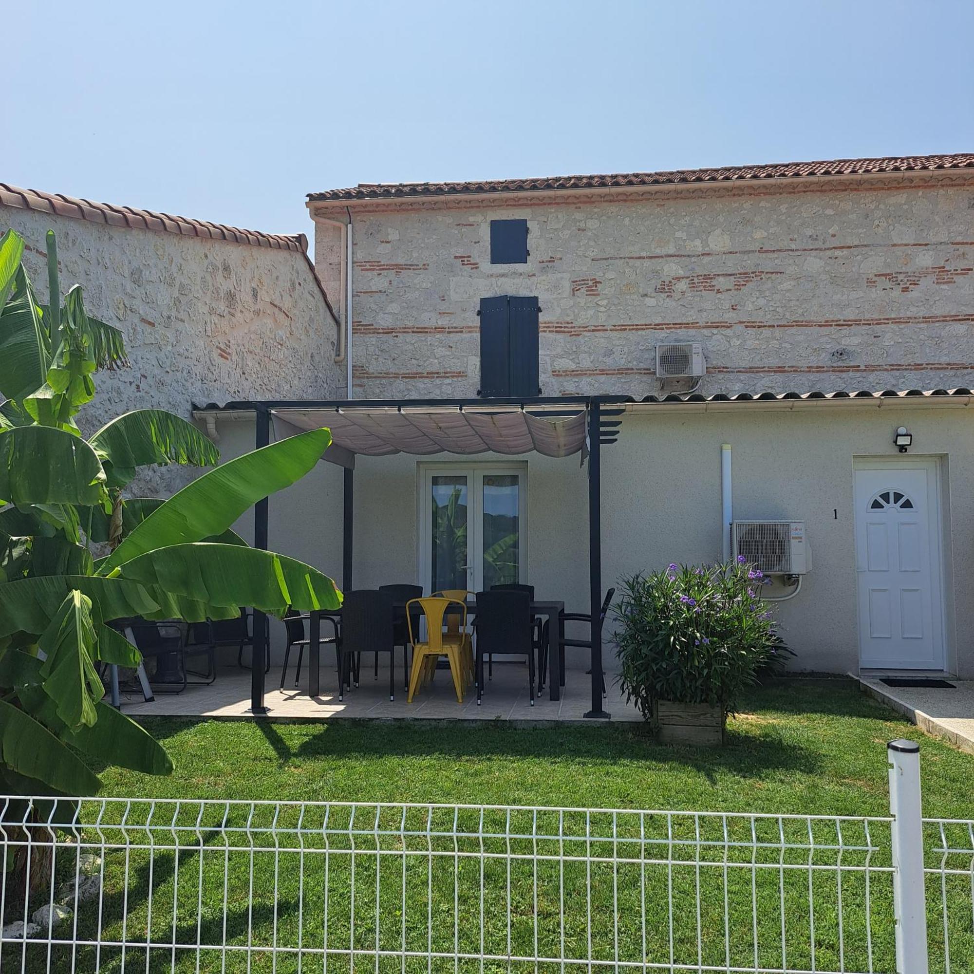 Villa Le Domaine Vesque Saint-Pierre-de-Clairac Esterno foto